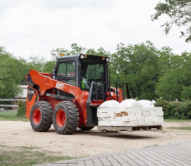 KIO21007_CONST_SSL_Pavers_0448_newsky_1200x1200-1_REVISED_01