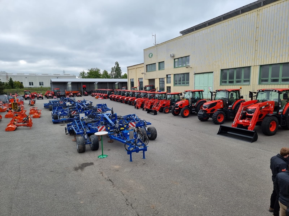 abd106cc-3954-4f82-a9d3-3e5c153be551