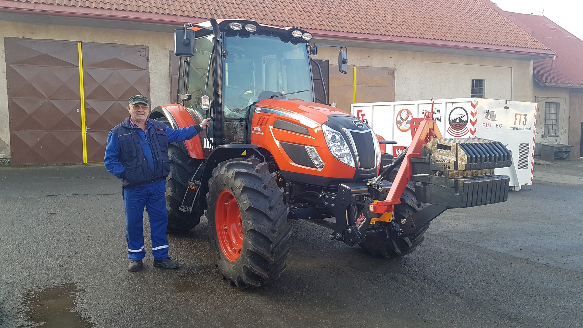 Traktor-Kioti-PX1053PC-Technicke-sluzby-Kutna-hora-(1).jpg
